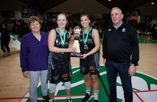 Lynn Jones and Rheanne O'Shea are presented with the trophy by Maura O’Malley and John Walsh 9/3/2024