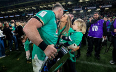 Peter O’Mahony celebrates winning with his wife Jessica and son Ralph 16/3/2024