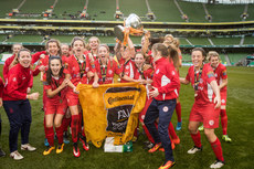 Shelbourne Ladies celebrate winning The Continental Tyres Women's Senior Cup 6/11/2016