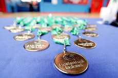 A view of the medals before the game 20/4/2024
