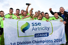 Limerick players celebrate their promotion to the first division  28/8/2016