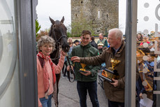 Willie Mullins and Galopin Des Champs meet local shopkeeper Gerald Brennan 19/3/2024
