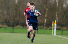 Naoise O'Reilly on her way to scoring a try 13/3/2024