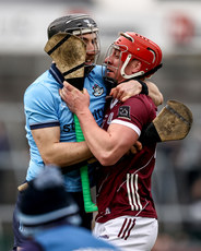 Tempers flare between Seán Gallagher and Ronan Glennon in the final moments of the game 10/3/2024