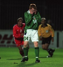 Keith Graydon misses a penalty 27/10/1999
