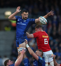 Max Deegan with Jack O'Donoghue in a line-out 12/10/2024