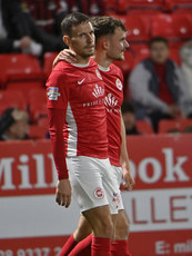 Mark Randall celebrates scoring a goal 13/11/2024