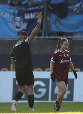 Aoife Ní Cheallaigh receives a yellow card 6/7/2024