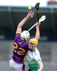 David Purcell and Luke Walsh challenge for the ball 13/10/2024