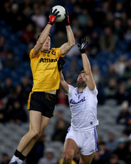 Niall Grimley competes at the throw-in with Aidan O’Shea 19/10/2024