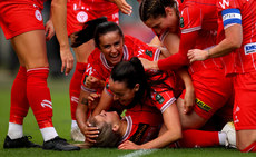 Kate Mooney celebrates after scoring the first goal with her teammates 20/10/2024 