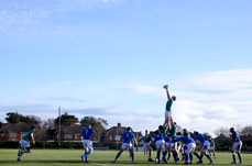 Max Dunne wins a line-out 17/12/2022