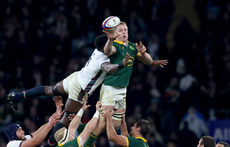 Pieter-Steph du Toit catches a line out 16/11/2024