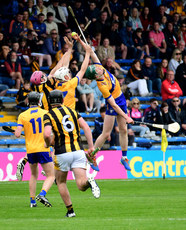 Harry Doherty stretches to claim a high ball 20/5/2023