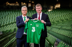 Stephen Kenny with Ruud Dokter 26/11/2018