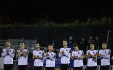 The Dundalk team stands for a moments applause in memory of Dundalk fan Maxi, who passed away recently 18/10/2024