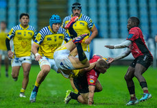 Simone Gesi attempts a tackle on Nico Steyn 19/10/2024