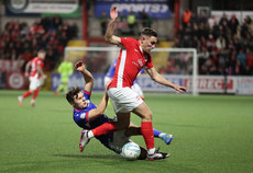 Joseph Thomson and Linfield’s Dane McCullough 16/11/2024