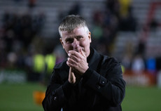 Stephen Kenny applauds the fans after the game 14/10/2024