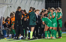 Eileen Gleeson speaks to her team during a break in play 25/10/2024