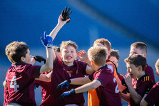 Cathal Fynes celebrates winning with his teammates 21/10/2024