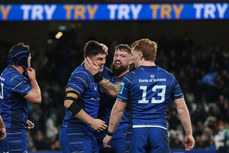 Stephen Smyth celebrates with Andrew Porter after winning a penalty try 26/10/2024