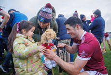 Barry O'Connor with Fiadh Walsh and her mother Ciara 17/11/2024