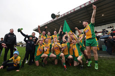 Corofin players celebrate with the cup 27/10/2024