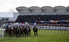 A general view of the Ultima Handicap Chase 12/3/2019