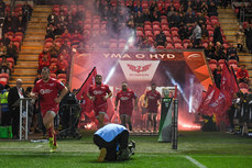 The Scarlets team make their way out 18/10/2024 