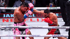 Abel Ramos lands a punch on Mario Barrios 15/11/2024