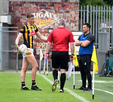 Ed McDermott argues his case after his early sending off with Peter Carroll as Niall Bergin looks on 20/5/2023