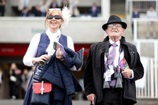 Collette Staunton and Micheal Nolan watch this evening’s races 19/5/2023 