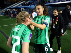 Casey Howe celebrates with Laura Rafferty 25/10/2024