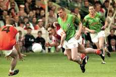 Tommy Dowd tackles Kieran McGeeney 1/5/1994