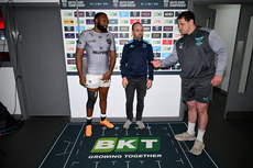 Lukhanyo Am, Mike Adamson and Ryan Elias at the coin toss 26/4/2024