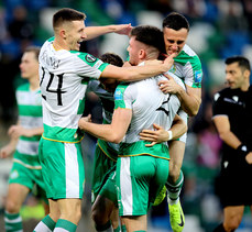 Josh Honohan celebrates scoring the first goal with Aaron McEneff and Johnny Kenny 24/10/2024