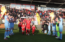 Institute give Portadown guard of honour after they win the league and are promoted to the premiership 26/4/2024