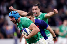 Tadhg Beirne on his way to scoring his sides second try 2/2/2024