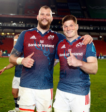 RG Snyman and Jack O’Donoghue celebrate after the game 27/4/2024