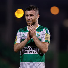 Jack Byrne applauds the fans after the game 20/5/2024