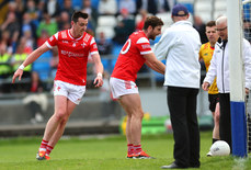 Tommy Durnin and Paul Mathews argues with the umpire after Kerry’s first goal was awarded 16/6/2024 