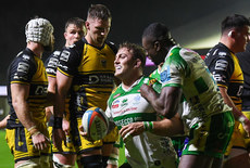 Lorenzo Cannone celebrates after scoring a try with teammates 19/10/2024