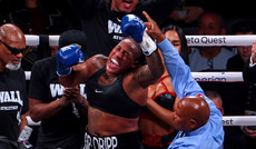 Shadasia Green celebrates her victory 15/11/2024