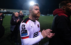 Daryl Horgan applauds the fans after the game 27/10/2024