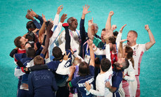 France celebrate winning gold 7/9/2024