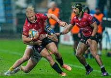 JC Pretorius is tackled by Jacopo Trulla 19/10/2024