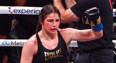 Katie Taylor celebrates after the fight 15/11/2024