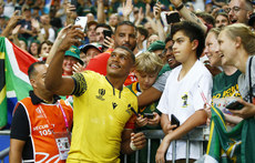Damian Willemse with fans after the game 17/9/2023